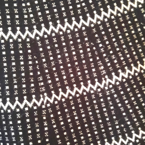 Vila Milano Black and White Poofy Knitted Skirt - Picture 3 of 3